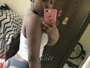 Alice_Coxx