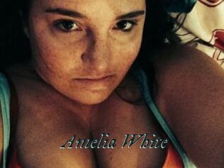 Amelia_White