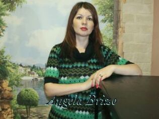 Angela_Brizo