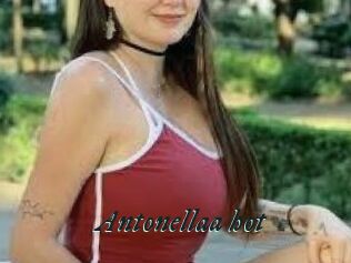 Antonellaa_hot