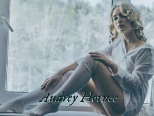 Audrey_Hornee