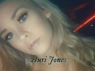 Auri_Jones