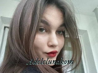 Adelelunakom