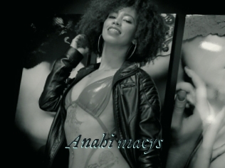 Anahi_macys