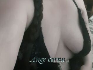 Ange_cornu