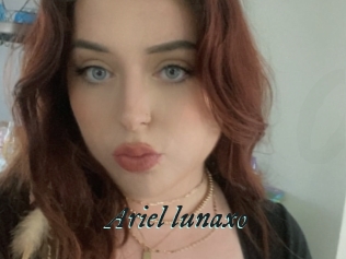 Ariel_lunaxo