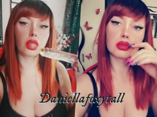 Daniellafoxytall