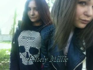 Emely_Millie