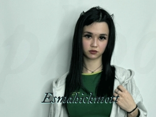 Esmahickmott