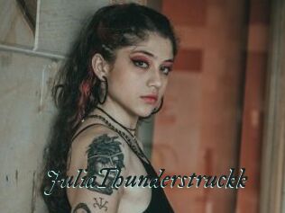 JuliaThunderstruckk