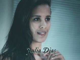 Julia_Dias