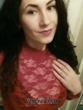 JulyaThom