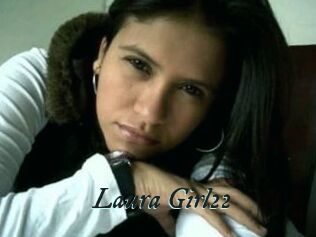 Laura_Girl22