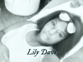 Lily_Davis