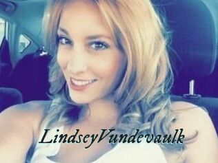 LindseyVundevaulk