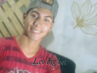 Leo_big_hot