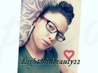 Lightskinbeauty22