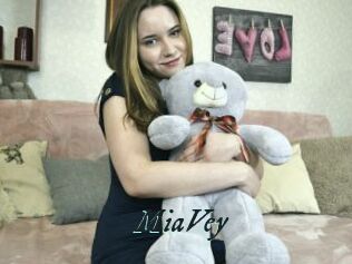 MiaVey
