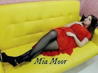 Mia_Moor
