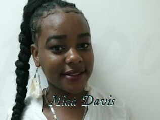 Miaa_Davis