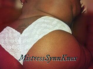 MistressSynnKnox