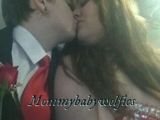 Mommybabywolfies