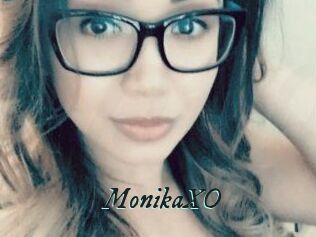 MonikaXO