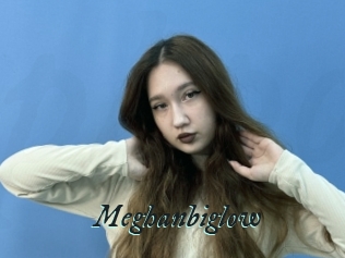 Meghanbiglow
