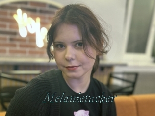 Melanietacker
