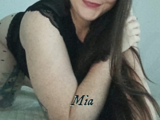 Mia