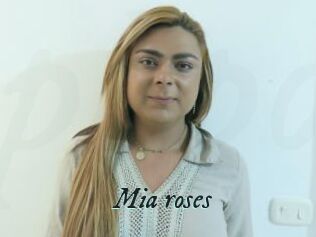 Mia_roses