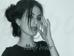 Molly_broke