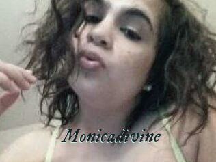 Monica_divine