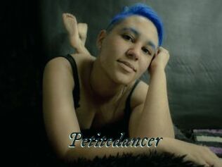 Petitedancer