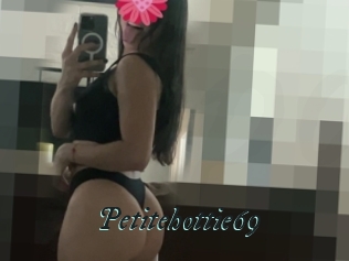 Petitehottie69