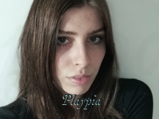 Playpia