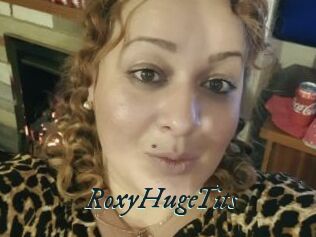 RoxyHugeTits