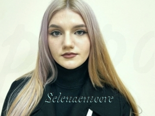 Selenaemoore
