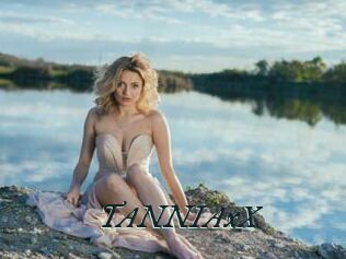 TANNIAxX