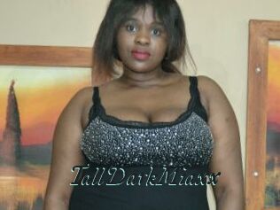 TallDarkMiaxx