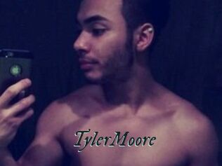 Tyler_Moore