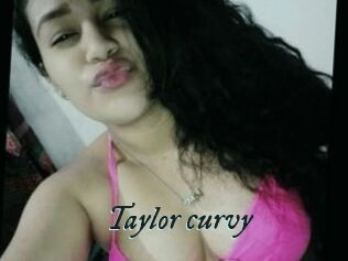 Taylor_curvy