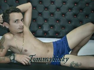 Tommykinky