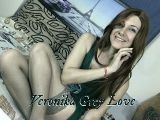 Veronika_Grey_Love