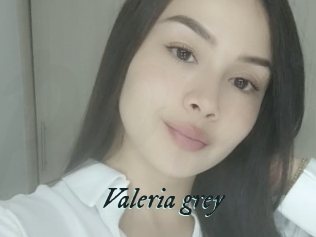Valeria_grey